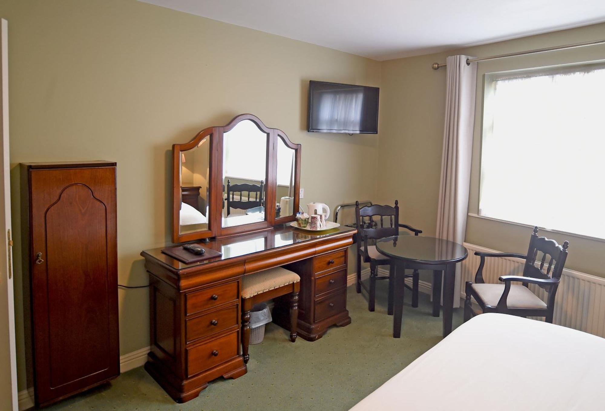 Clooneen House 3* Westport